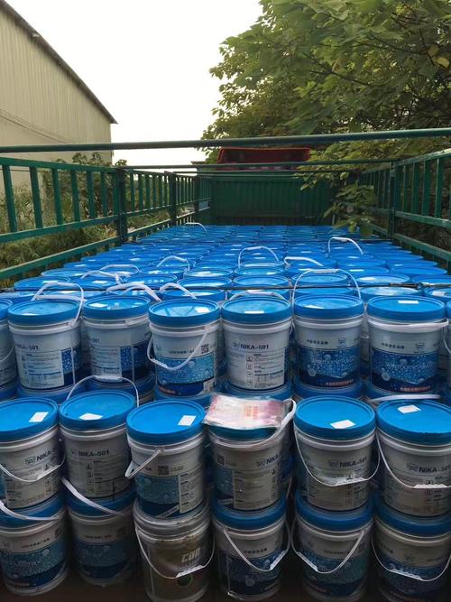 特價防水涂料選購指南 屋頂補漏與911聚氨酯全解析